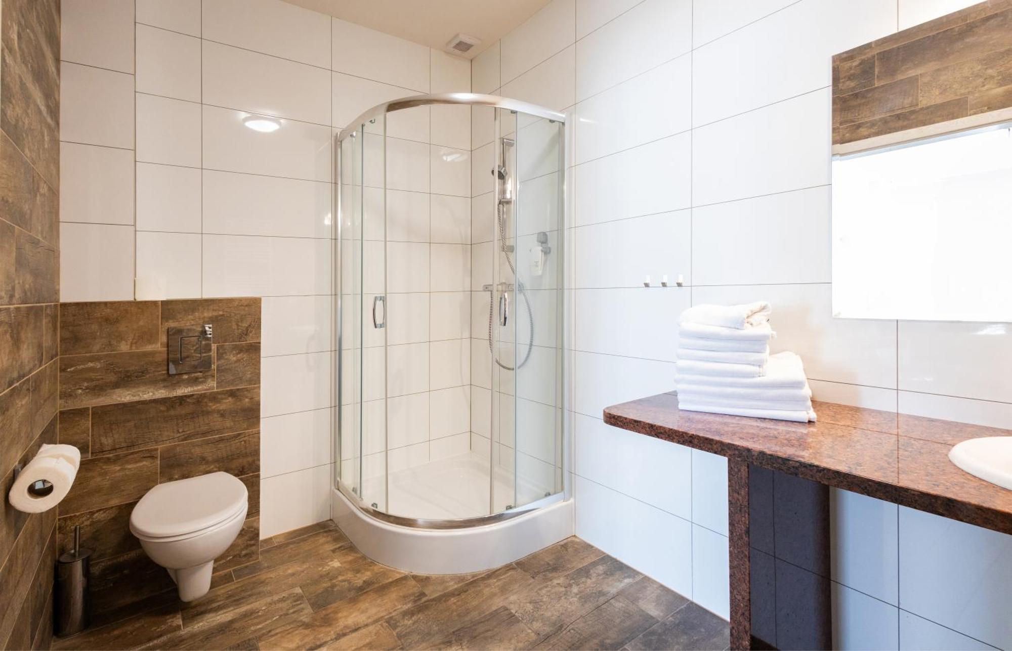 Hotel Sandro Silver & Spichlerz Antoniny Лешно Екстериор снимка
