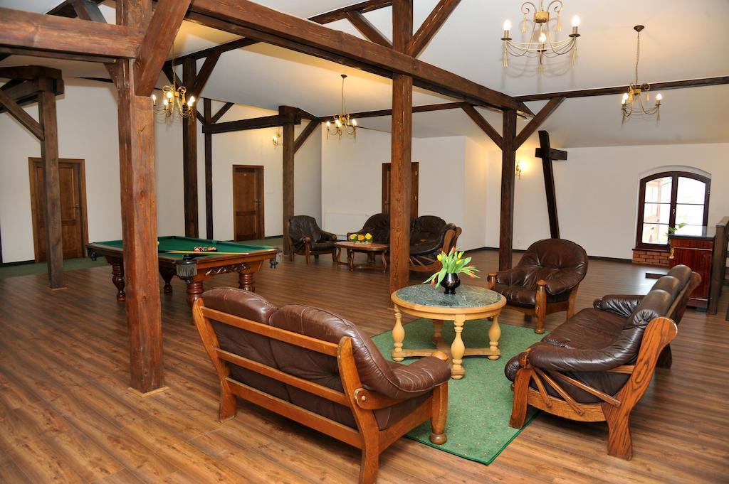 Hotel Sandro Silver & Spichlerz Antoniny Лешно Екстериор снимка